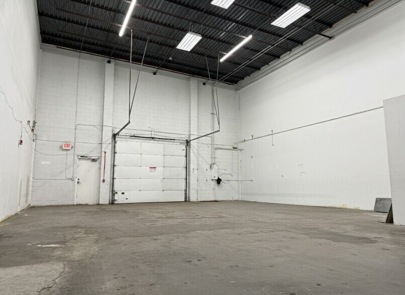 8884 Federal Blvd, Federal Heights, CO à louer - Photo de l’immeuble – Image 3 sur 7