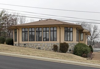 Plus de détails pour 628 W Due West Ave, Madison, TN - Bureau à vendre