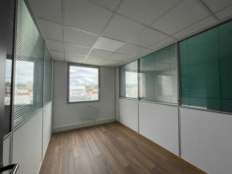 Bureau dans Pantin à louer - Photo intérieure – Image 3 sur 11
