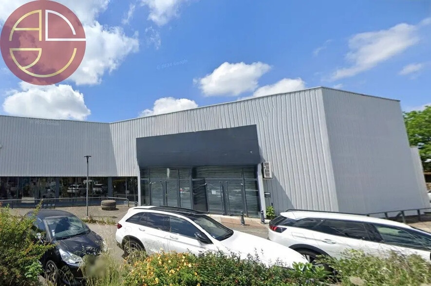 Local commercial dans Portet-sur-Garonne à louer - Photo de l’immeuble – Image 3 sur 7