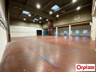 Plus de détails pour Local d'activités à louer