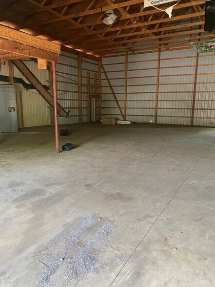 605 Stiles Ave, Maple Shade Township, NJ à louer - Photo intérieure – Image 3 sur 4