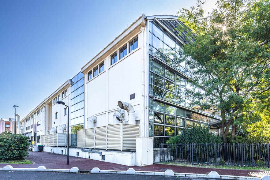 8 Avenue Des Arrimeurs, Saint-Denis à louer - Photo de l’immeuble – Image 3 sur 3