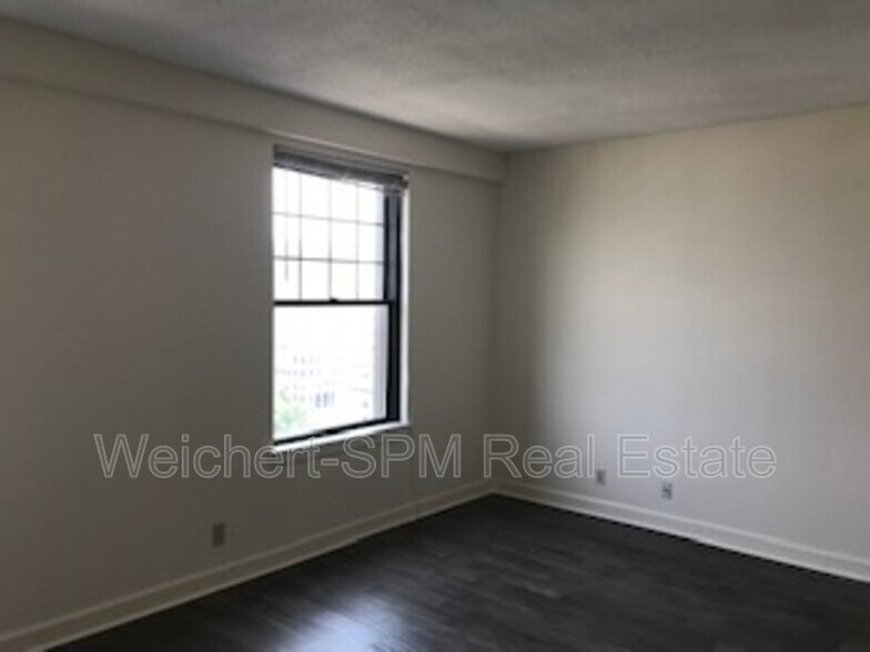 109 N Main St, Memphis, TN à vendre - Photo de l’immeuble – Image 2 sur 74
