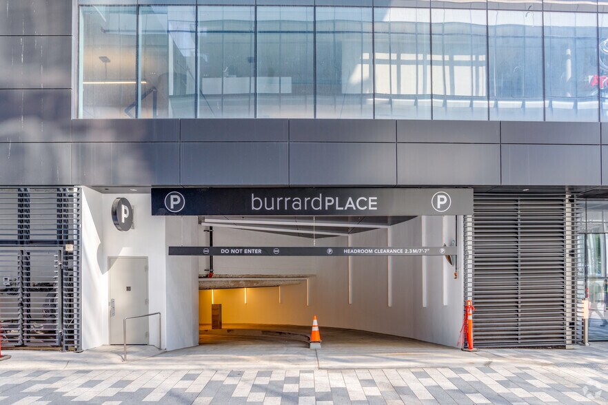 1289 Hornby St, Vancouver, BC à louer - Photo de l’immeuble – Image 3 sur 15