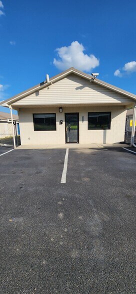 850 Winchester Rd NE, Huntsville, AL à louer - Photo principale – Image 3 sur 7