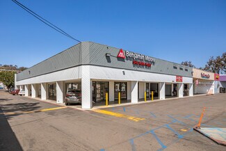 Plus de détails pour 318-330 N El Camino Real, Encinitas, CA - Industriel/Logistique à louer