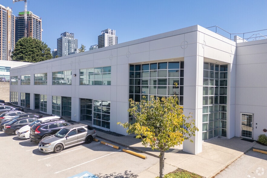 8755 Ash St, Vancouver, BC à louer - Photo principale – Image 2 sur 18