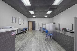 590 Cedar Creek Rd, Fayetteville, NC à louer Photo intérieure– Image 2 sur 11