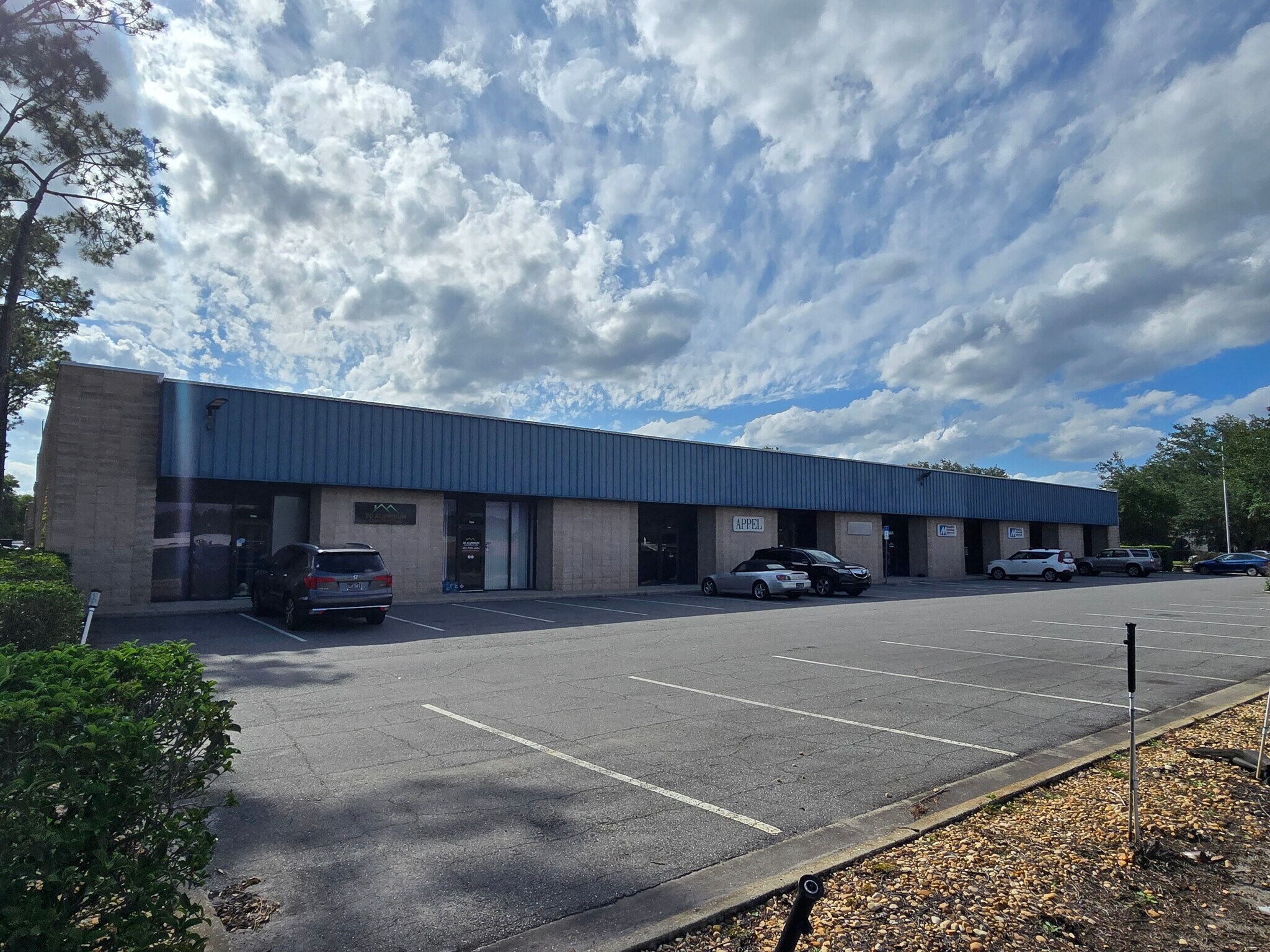 7038-7066 Stapoint Ct, Winter Park, FL à louer Photo principale– Image 1 sur 2