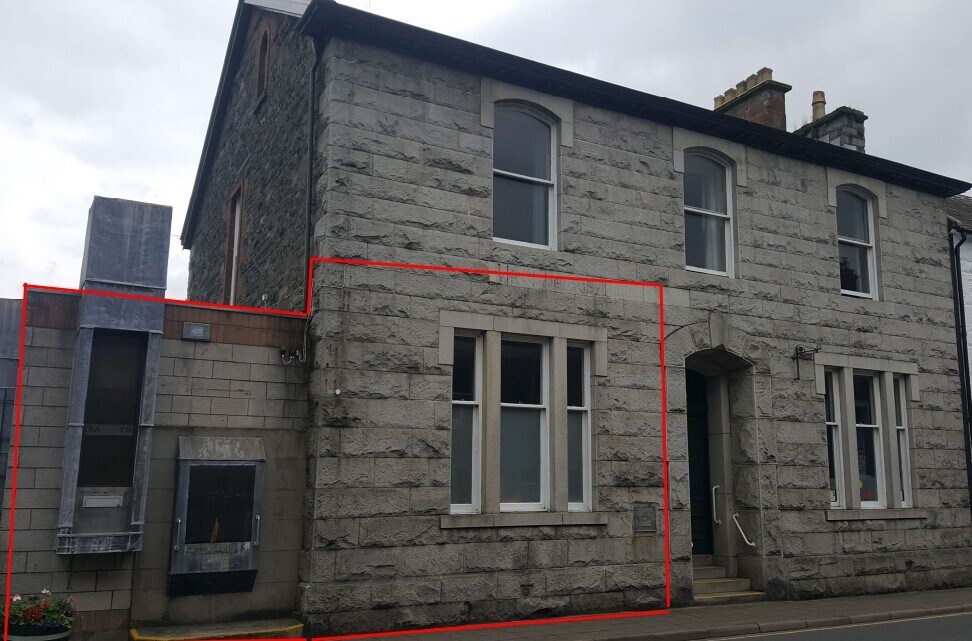 83 Victoria St, Newton Stewart à louer Photo principale– Image 1 sur 2