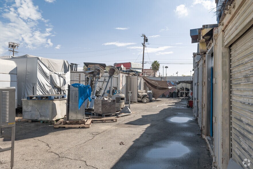 120 W G St, Wilmington, CA à louer - Photo de l’immeuble – Image 3 sur 12