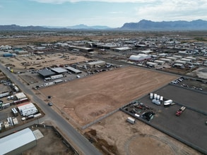 NEC Guadalupe Rd & Pinal Dr Rd, Apache Junction, AZ - Vue aérienne  vue de carte - Image1