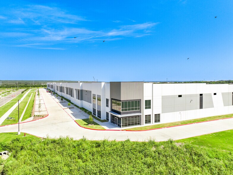 435 Aiken Dr, San Marcos, TX à vendre - Photo de l’immeuble – Image 3 sur 27