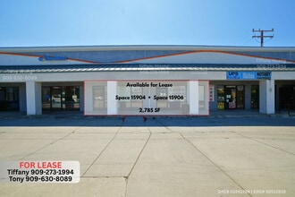 15902-15946 Halliburton Rd, Hacienda Heights, CA à louer Photo intérieure– Image 2 sur 5
