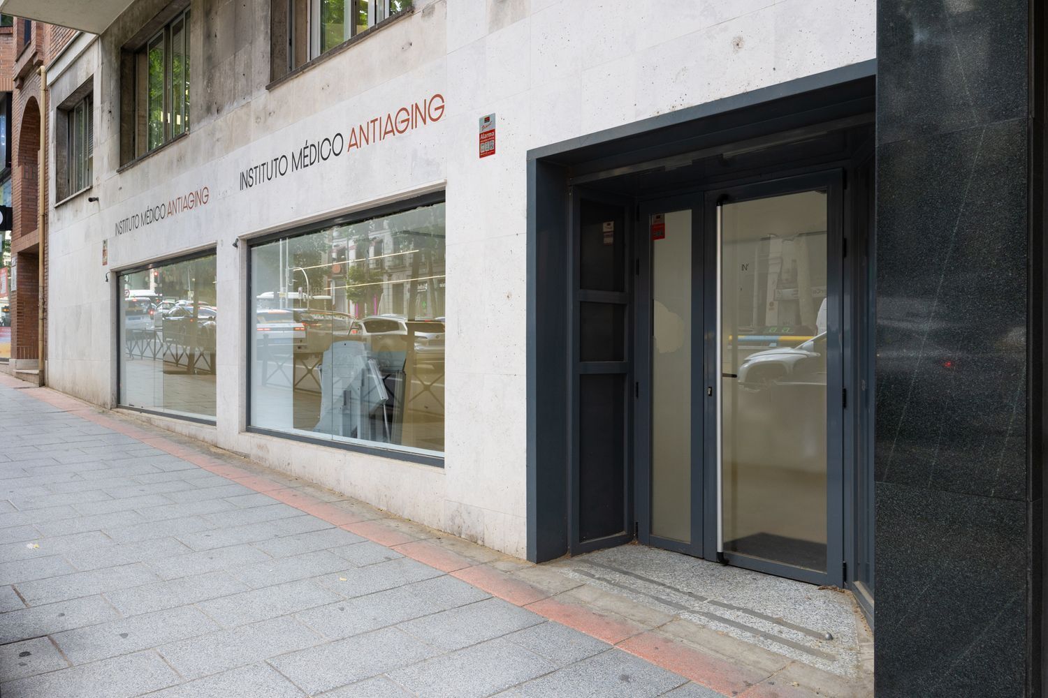 Calle Marqués de Urquijo, 11, Madrid, Madrid à louer Photo de l’immeuble– Image 1 sur 9