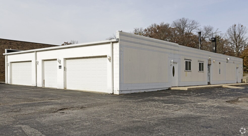 225 E Irving Park Rd, Roselle, IL à vendre - Photo de l’immeuble – Image 3 sur 24