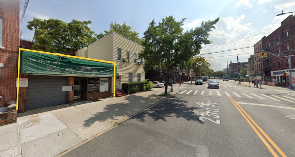 2717 23rd Ave, Astoria, NY à vendre - Photo de l’immeuble – Image 2 sur 5