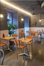 Local commercial dans Madrid, Madrid à louer Photo intérieure– Image 1 sur 5