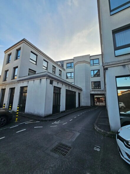 34 Avenue Pierre Semard, Arnouville à louer - Photo de l’immeuble – Image 1 sur 13