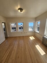 301 N Franklin St, Port Washington, WI à louer Photo intérieure– Image 2 sur 5