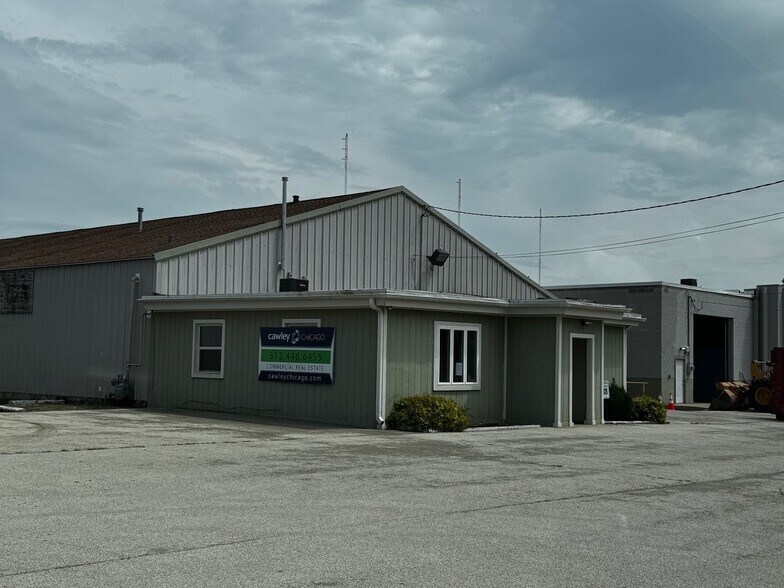 147 Second Ave, Rochelle, IL à louer - Photo de l’immeuble – Image 2 sur 11