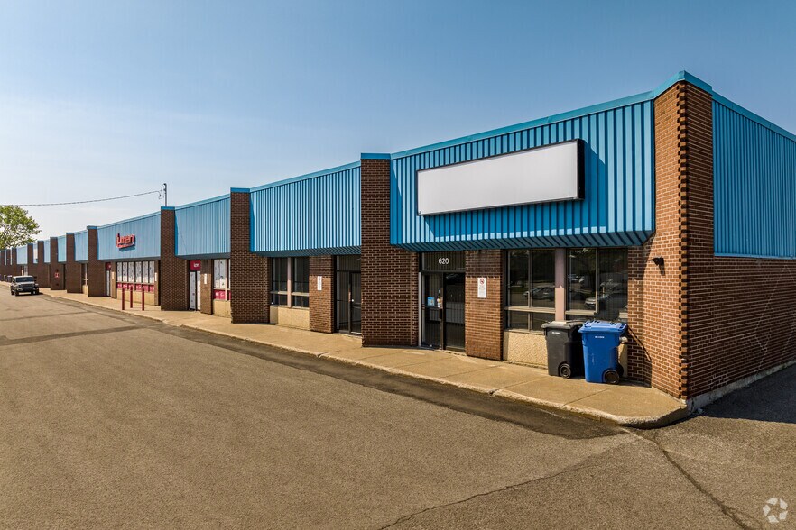 620-650 St Giffard, Longueuil, QC à louer - Photo principale – Image 1 sur 14