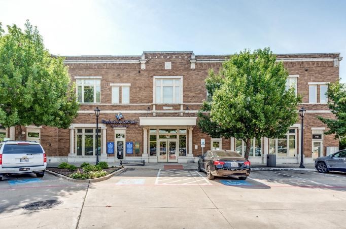 1100 Parker Sq, Flower Mound, TX à louer - Photo de l’immeuble – Image 2 sur 23