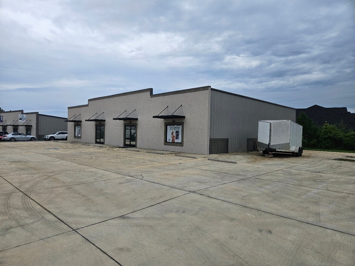 714 William Blount Dr, Maryville, TN à louer Photo de l’immeuble– Image 1 sur 8