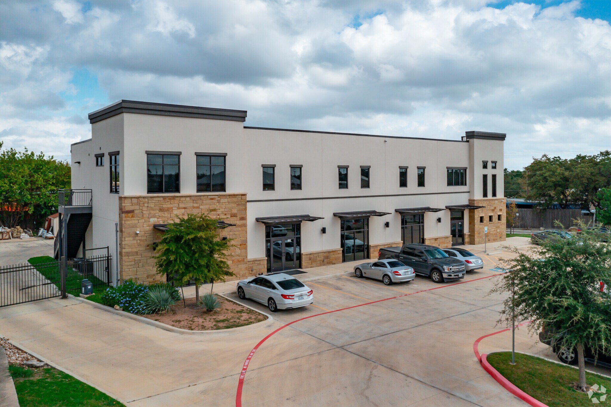 4725 College Park, San Antonio, TX à louer Photo principale– Image 1 sur 39