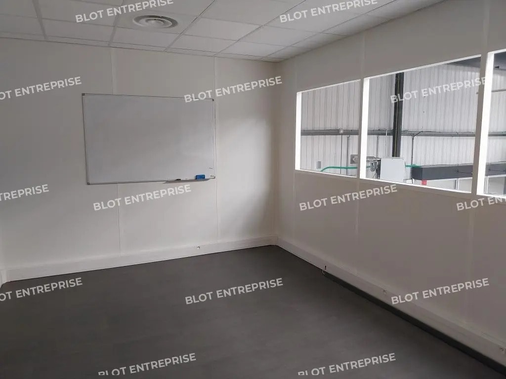 Industriel/Logistique dans Nantes à louer Photo intérieure– Image 1 sur 7