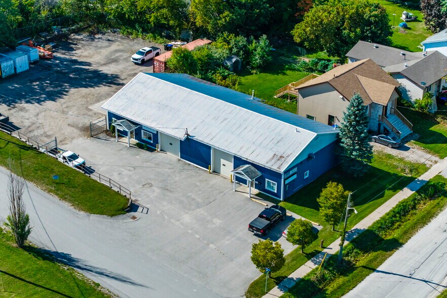 169 Elizabeth St, Midland, ON à vendre - Photo de l’immeuble – Image 3 sur 30