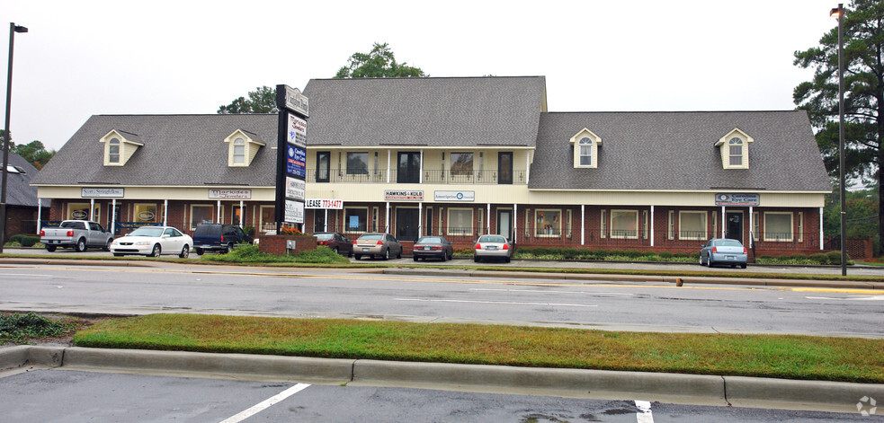 690-698 Bultman Dr, Sumter, SC à louer - Photo de l’immeuble – Image 2 sur 2