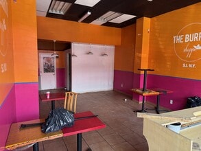 100 Stuyvesant Pl, Staten Island, NY à louer Photo intérieure– Image 2 sur 3