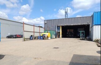 Plus de détails pour 47-49 Burrowfield, Welwyn Garden City - Industriel/Logistique à louer