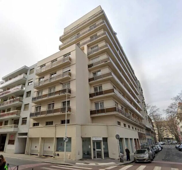 Bureau dans Lyon à louer - Photo de l’immeuble – Image 2 sur 8