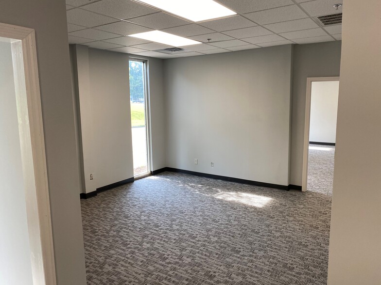 2211 Lithonia Industrial Blvd, Lithonia, GA à louer - Photo de l’immeuble – Image 3 sur 11