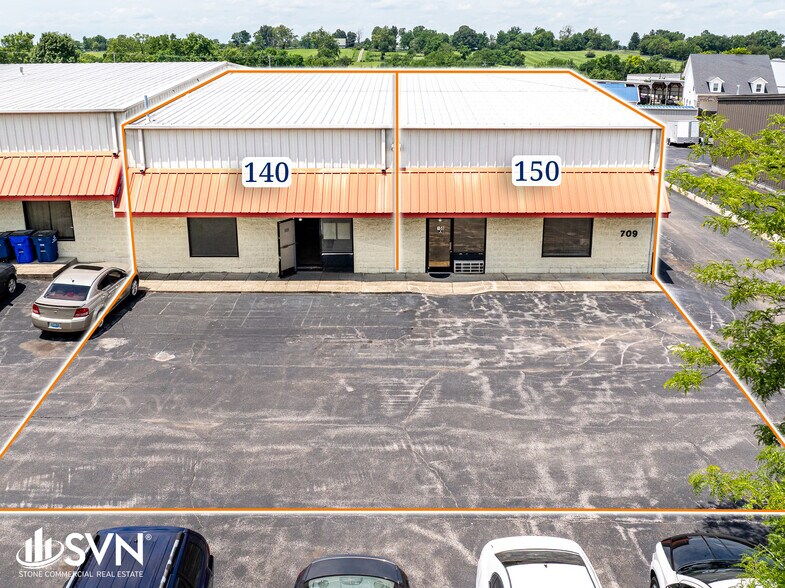 709 Allenridge Pt, Lexington, KY à louer - Photo de l’immeuble – Image 1 sur 12