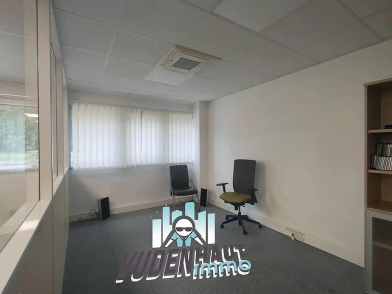 Bureau dans CASTELNAU-D'ESTRETEFONDS à louer - Photo intérieure – Image 2 sur 9