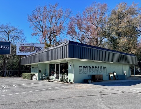 6025 Phelan Blvd, Beaumont, TX à louer - Photo de l’immeuble – Image 3 sur 5