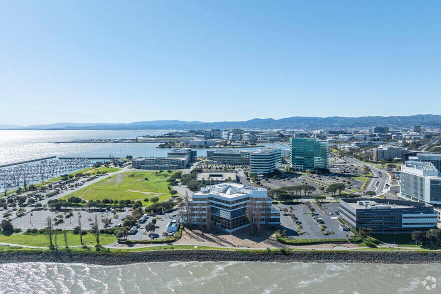 7000 Marina Blvd, Brisbane, CA à louer - Aérien – Image 2 sur 8