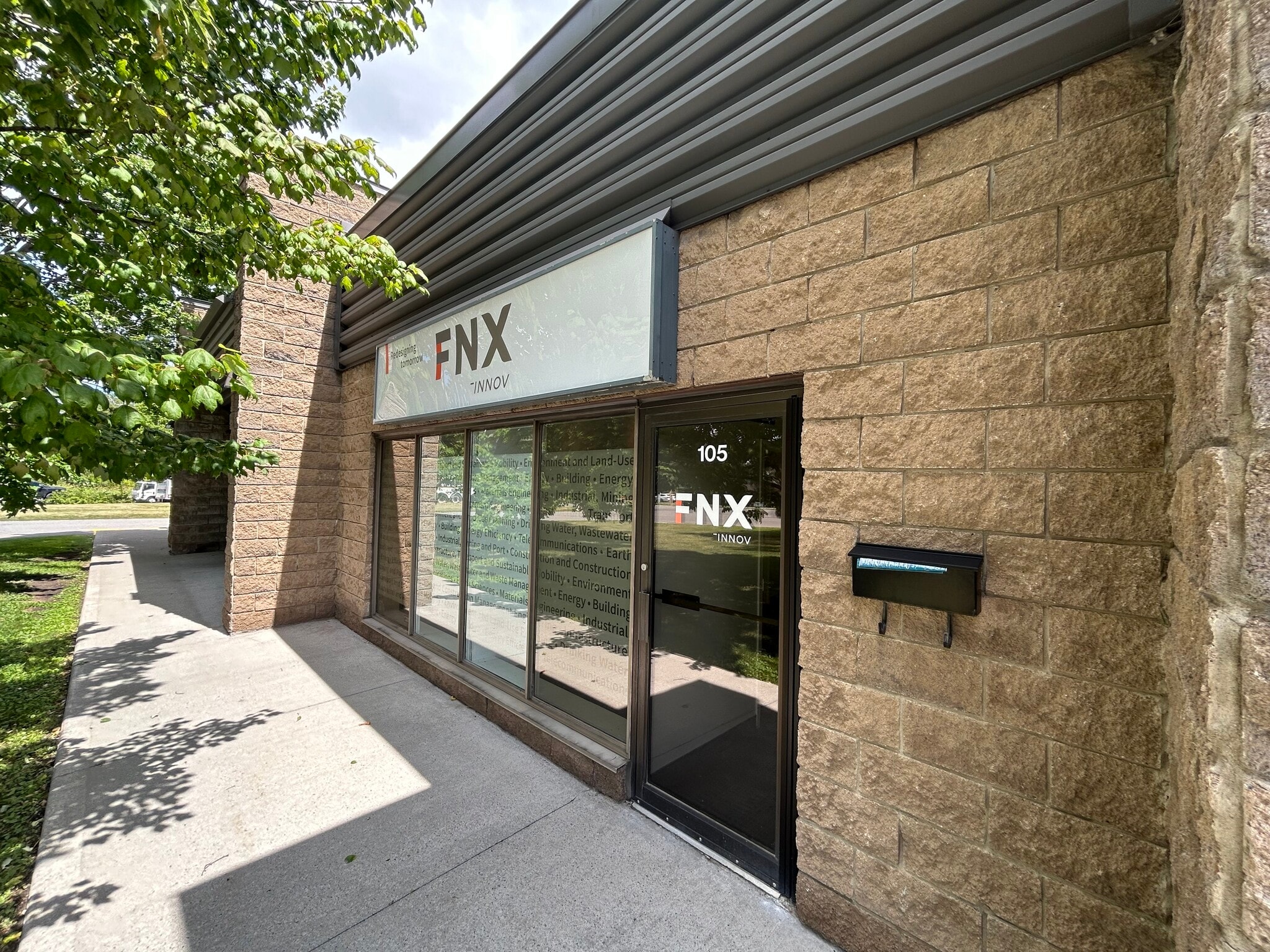 101-195 Menten Pl, Ottawa, ON à louer Photo intérieure– Image 1 sur 10