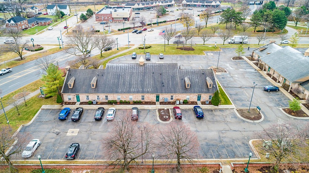 35100-35120 E Michigan Ave, Wayne, MI à louer - Photo de l’immeuble – Image 3 sur 16