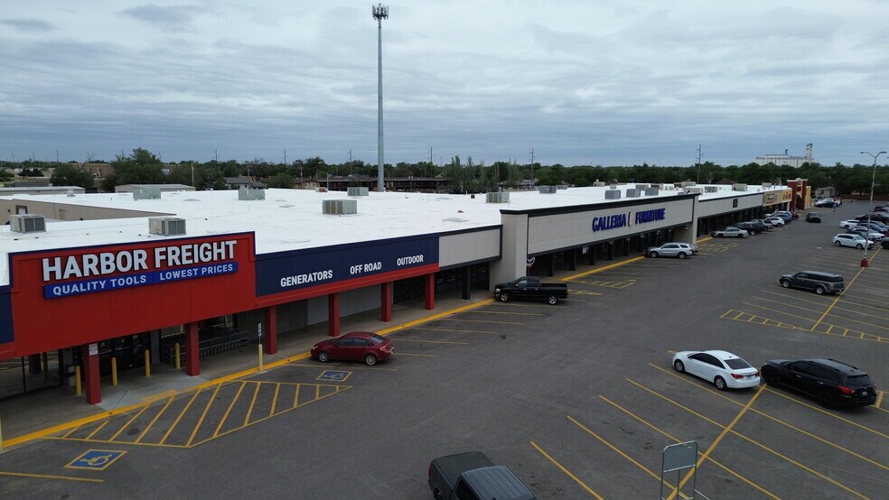 910 S Kansas Ave, Liberal, KS à vendre - Photo de l’immeuble – Image 3 sur 4