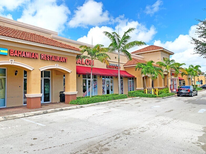 2600 S University Dr, Miramar, FL à louer - Photo de l’immeuble – Image 3 sur 7