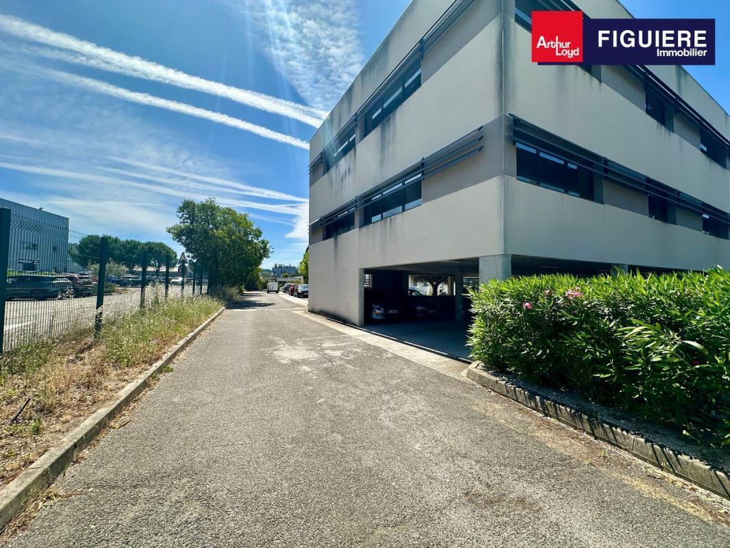 210 Rue Frédéric Joliot Curie, Aix-en-Provence à vendre Photo de l’immeuble– Image 1 sur 10