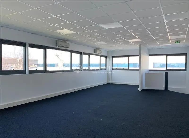 Local d’activités dans Bonneuil-sur-Marne à louer - Photo intérieure – Image 2 sur 6