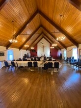 275 N Main St, Manteca, CA à louer Photo intérieure– Image 1 sur 10