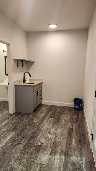 159 Armstrong Ct, Norman, OK à vendre - Photo de l’immeuble – Image 3 sur 16