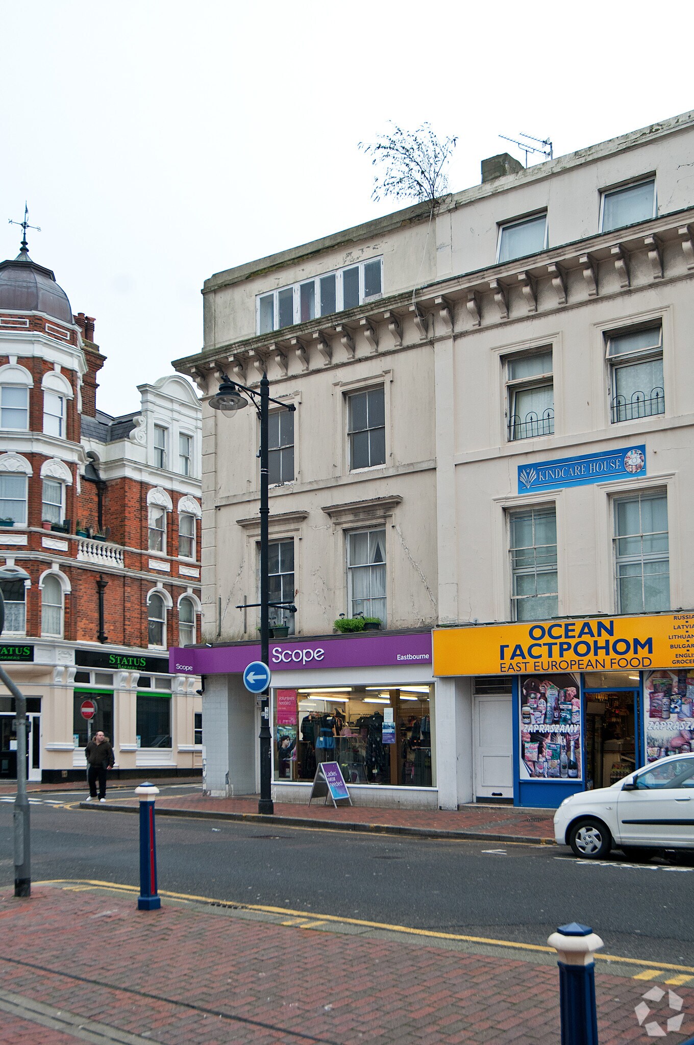 11-11A Seaside Rd, Eastbourne à louer Photo principale– Image 1 sur 4